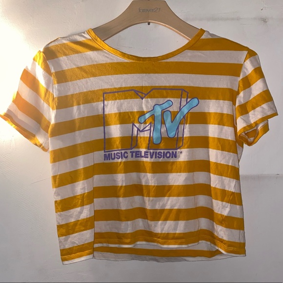 Rue21 Tops - MTV Crop T-shirt